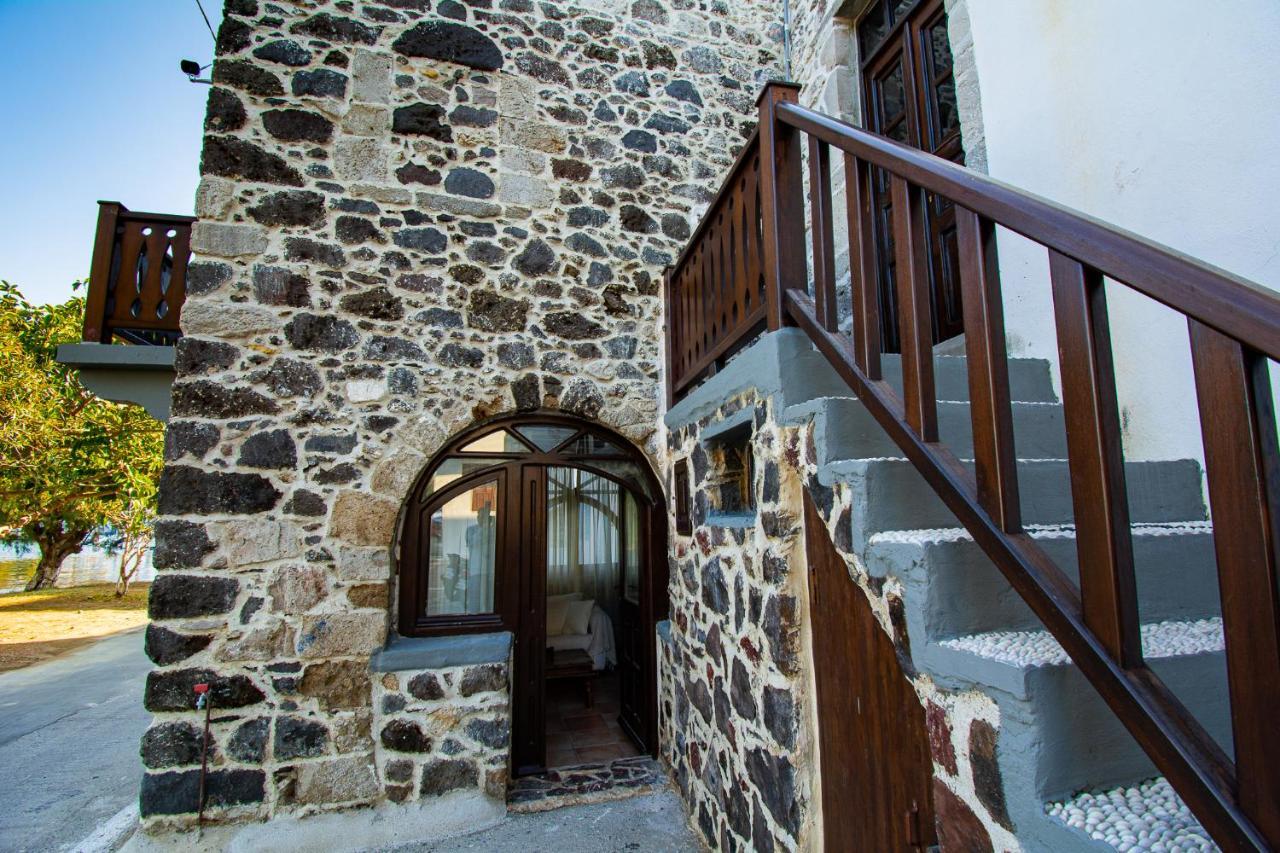 Plousiadi΄S Stone House Leilighet Skála Eksteriør bilde