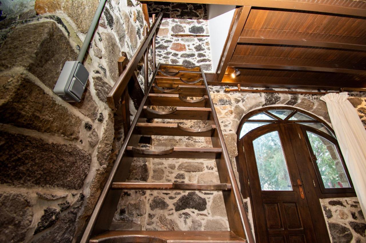 Plousiadi΄S Stone House Leilighet Skála Eksteriør bilde