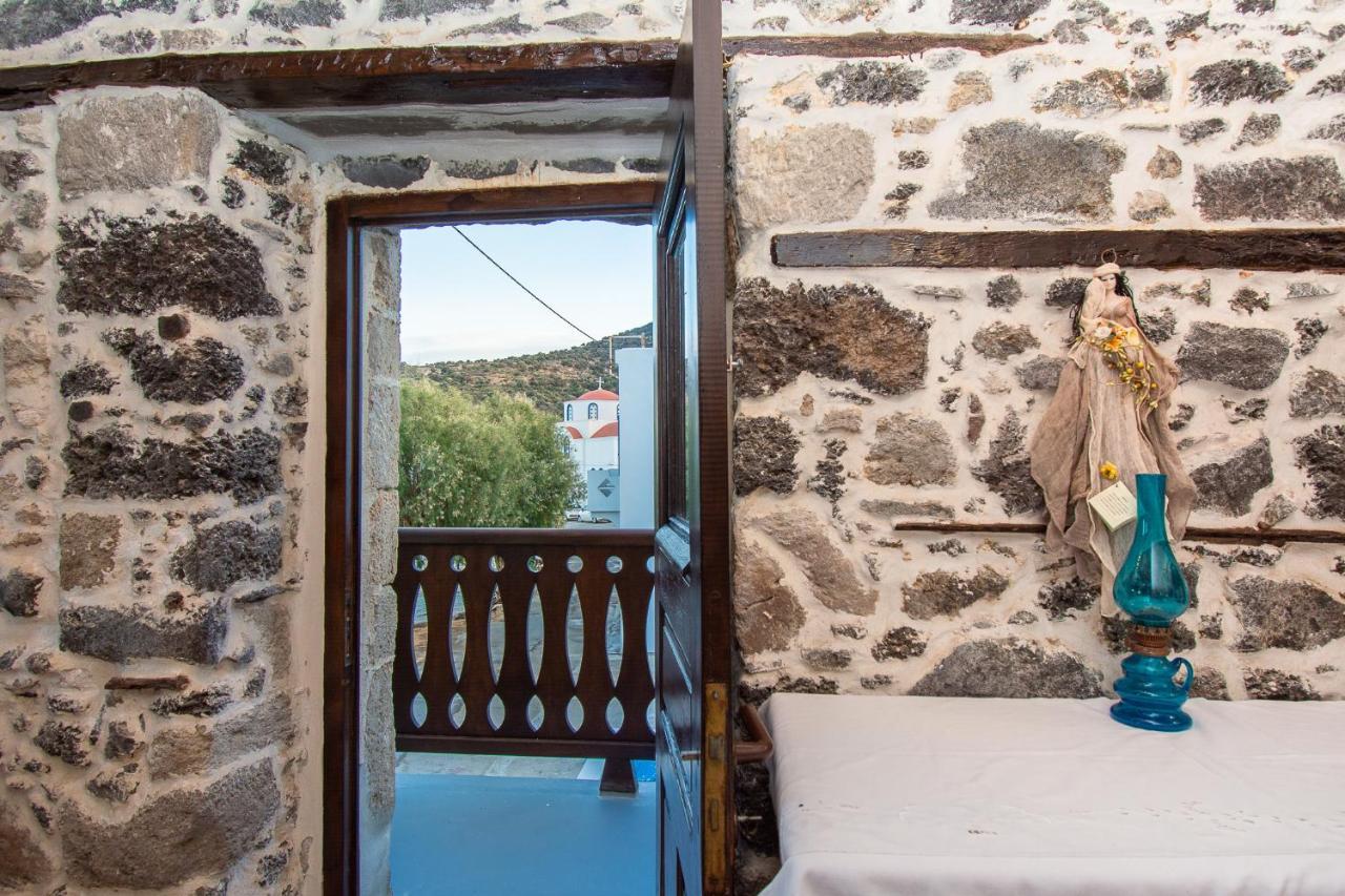 Plousiadi΄S Stone House Leilighet Skála Eksteriør bilde
