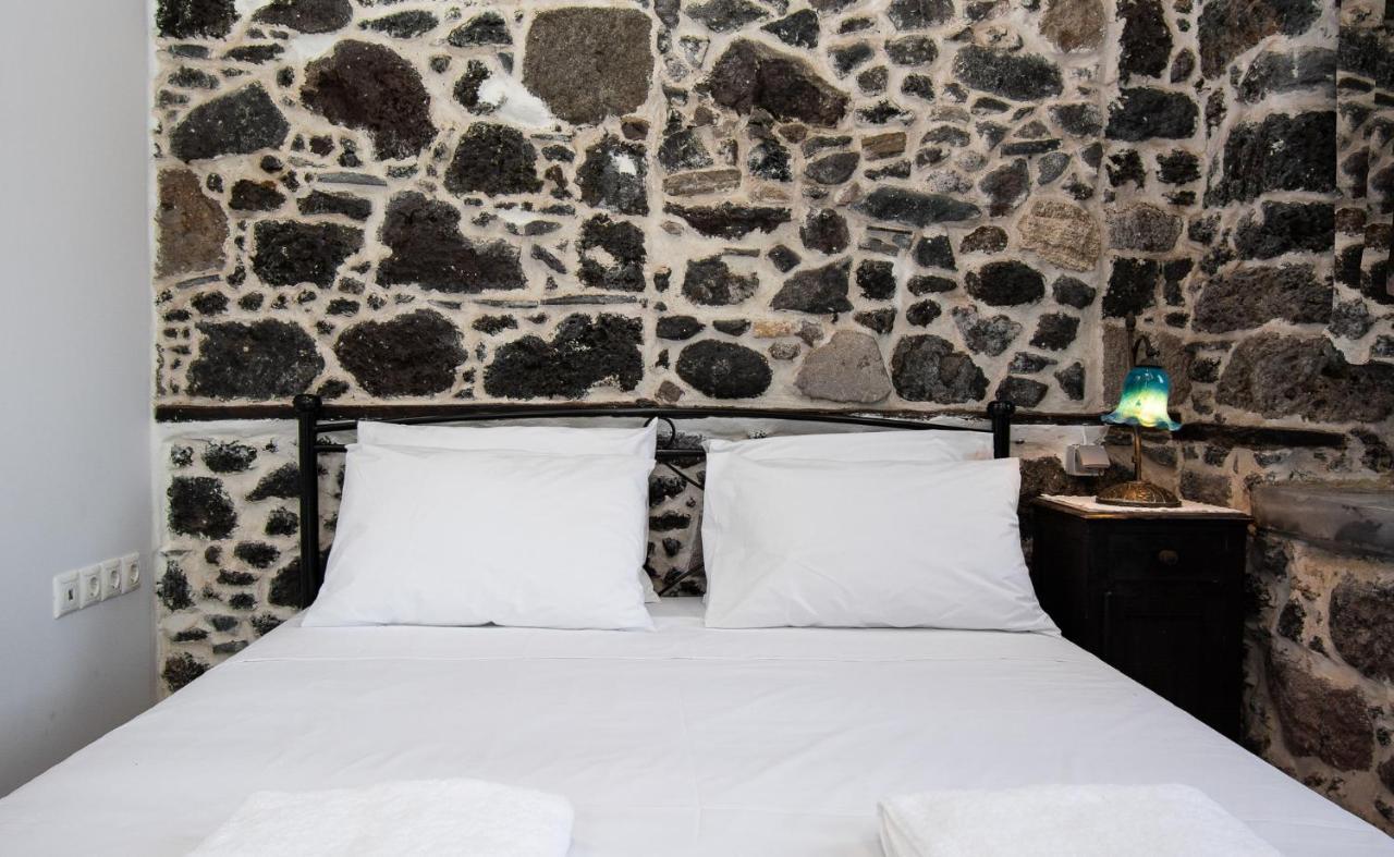 Plousiadi΄S Stone House Leilighet Skála Eksteriør bilde