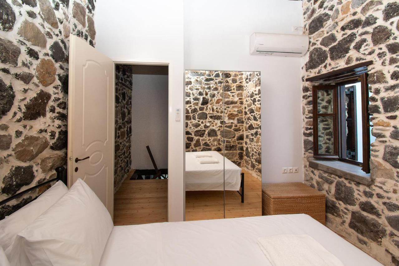Plousiadi΄S Stone House Leilighet Skála Eksteriør bilde